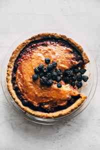 blackberry caramel pie #paleo #vegan #glutenfree