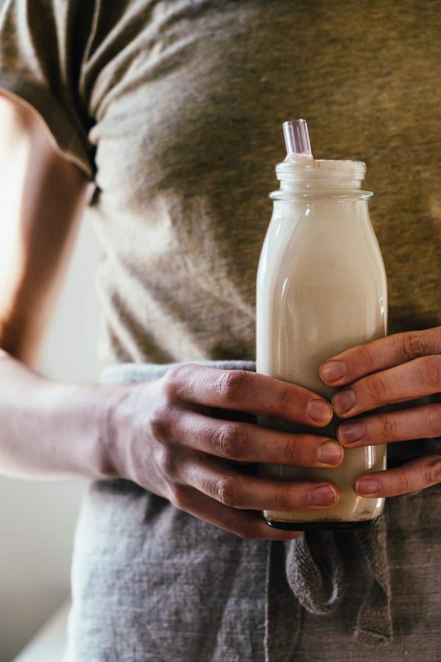 Toasted Hazelnut Milk with Cinnamon #vegan #paleo #recipe