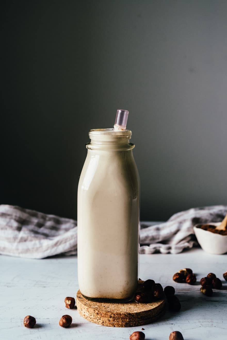 Toasted Hazelnut Milk with Cinnamon #vegan #paleo #recipe