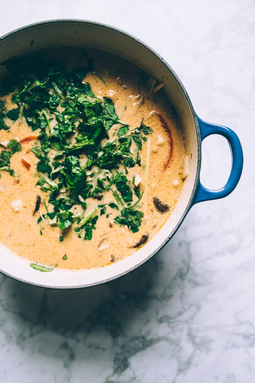 thai coconut cauliflower soup #vegan #paleo #whole30