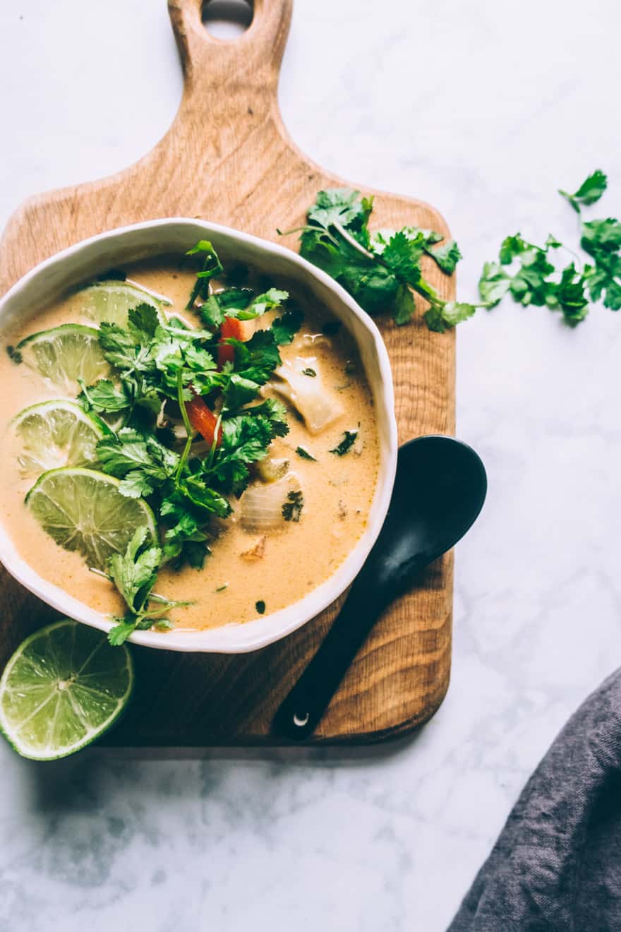 thai coconut cauliflower soup #vegan #paleo #whole30
