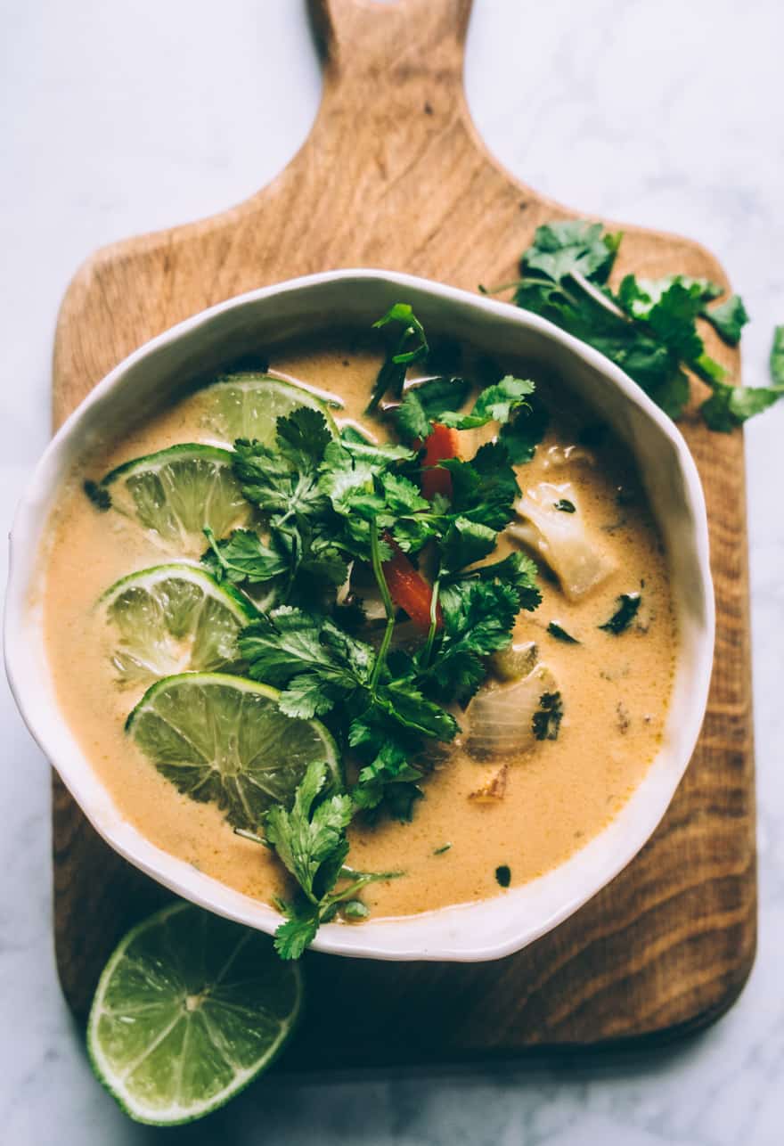 thai coconut cauliflower soup #vegan #paleo #whole30